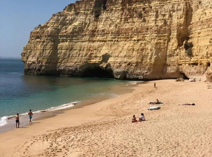 Em Cima Da - - Algarve * Carvoeiro (Lagoa)