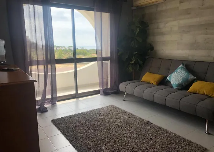 Em Cima Da - - Algarve Appartement