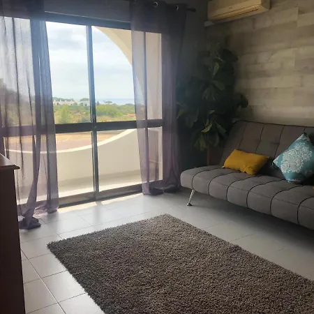 Em Cima Da - - Algarve Appartement