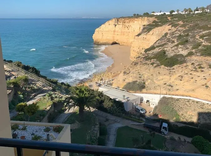 Em Cima Da - - Algarve דירה
